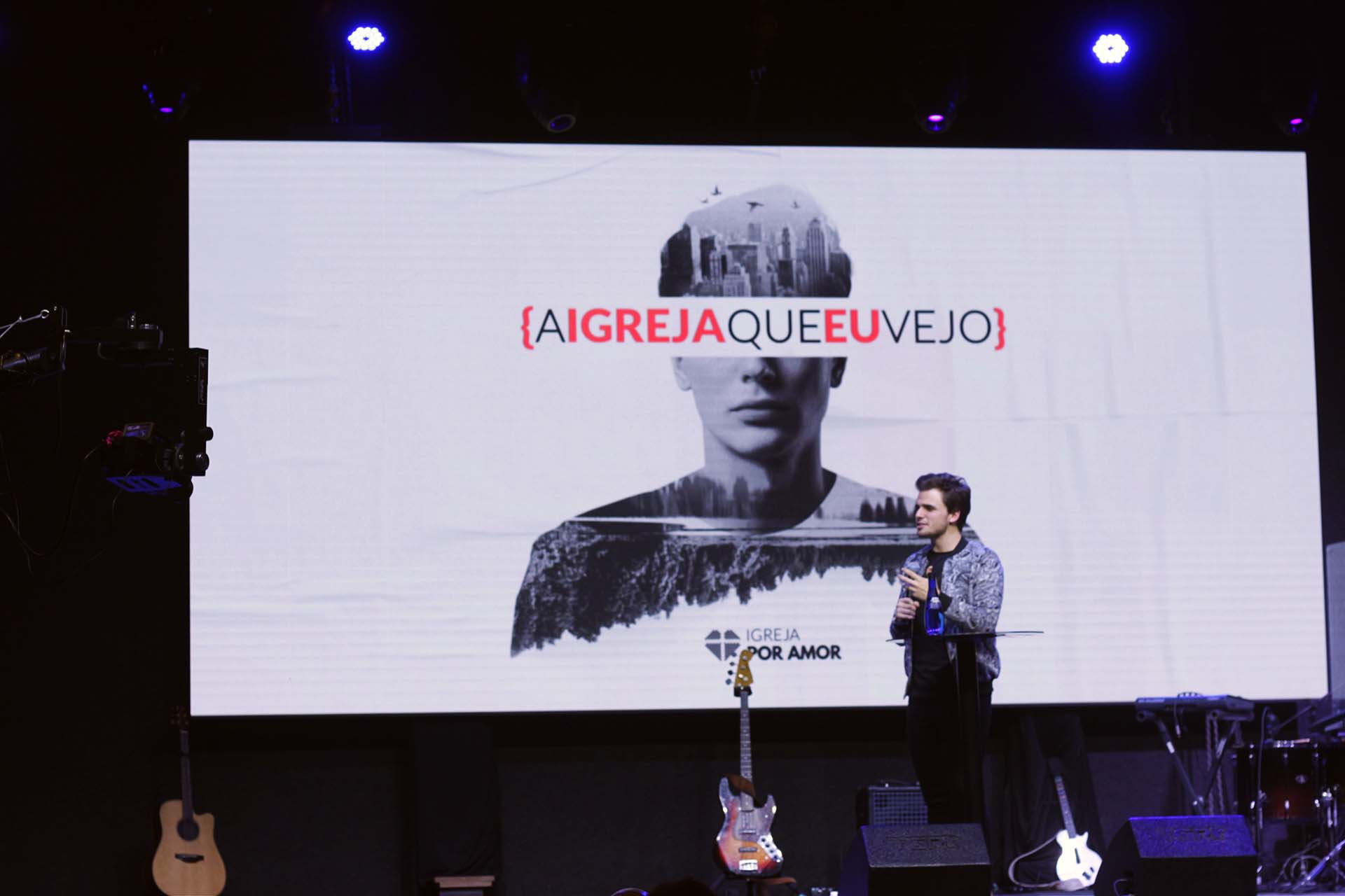 victor_azevedo_por_amor-Evento-Social-Cenografia_telão_LED_Iluminação_Audiovisual