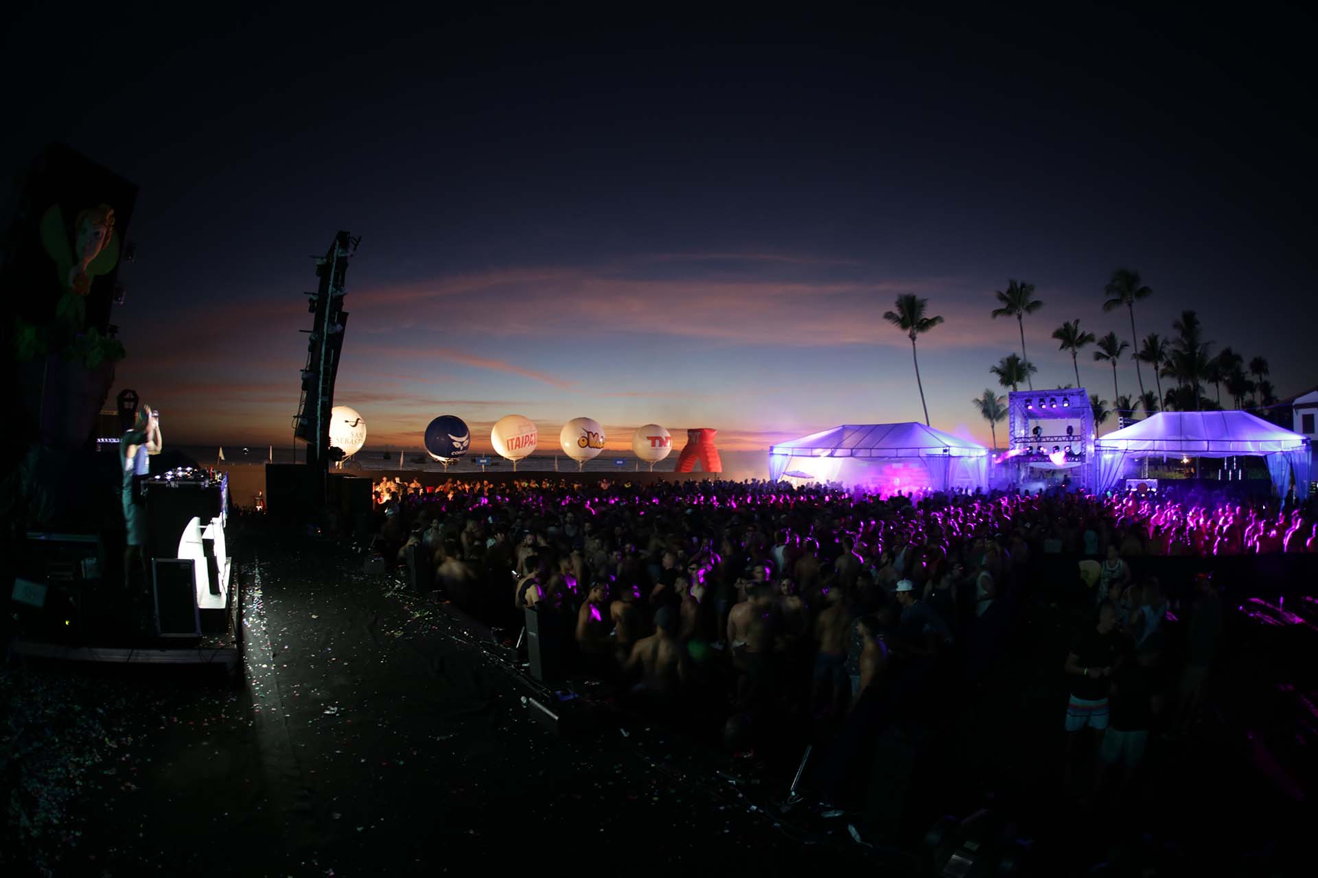 Festival | Cenografia | Sincronização Audiovisual | Iluminação